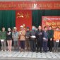 Lãnh đạo Hội Nông dân tỉnh tặng quà cho hộ nghèo tết Tân Sửu 2021