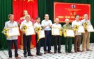 Đảng ủy Thị trấn Thường Xuân tổ chức Lễ trao tặng Huy hiệu 60 năm; 55 năm; 50 năm; 45 năm; 40 và 30 năm tuổi Đảng